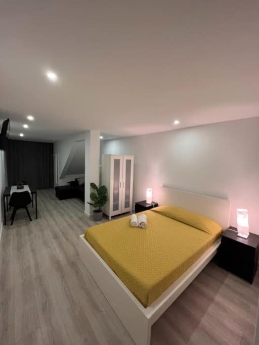 Opo - Fantastic Studio With Garden Porto Bagian luar foto