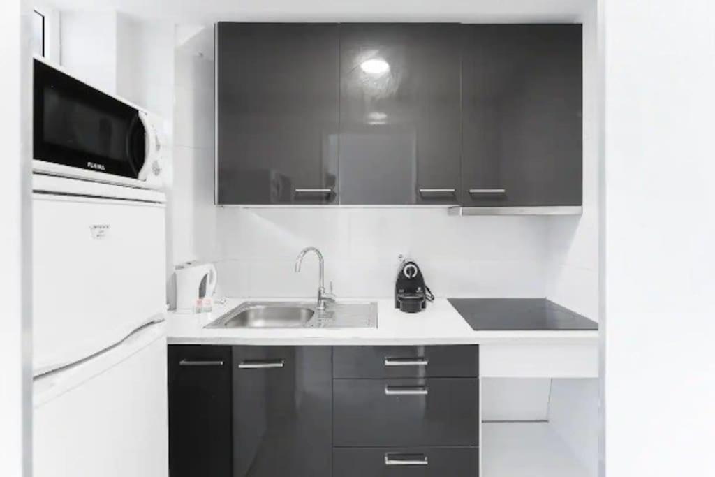 Opo - Fantastic Studio With Garden Porto Bagian luar foto