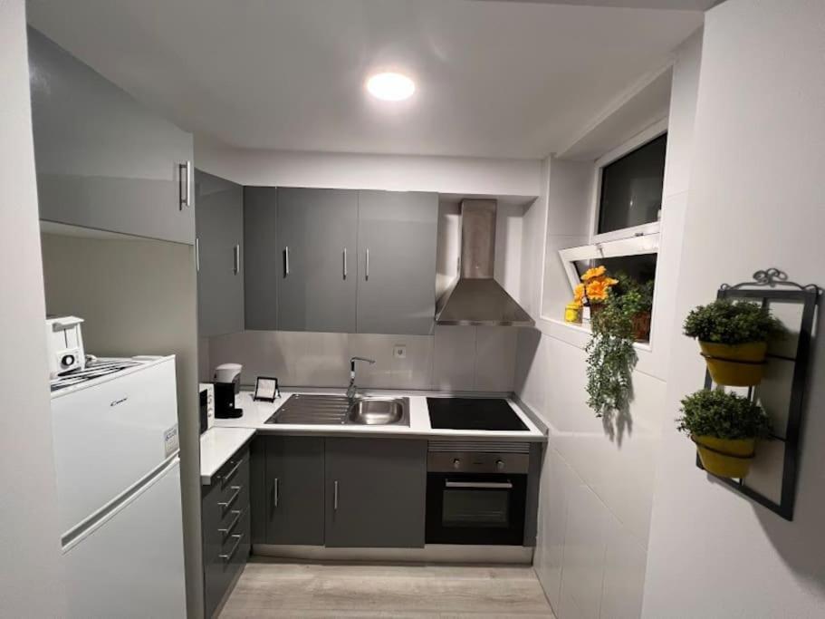 Opo - Fantastic Studio With Garden Porto Bagian luar foto