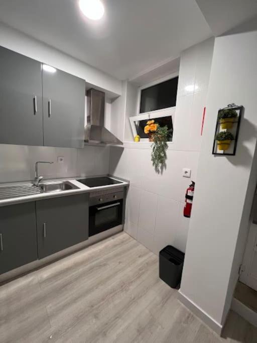 Opo - Fantastic Studio With Garden Porto Bagian luar foto